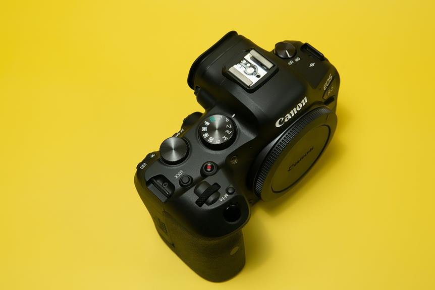 importance of canon mirrorless firmware update