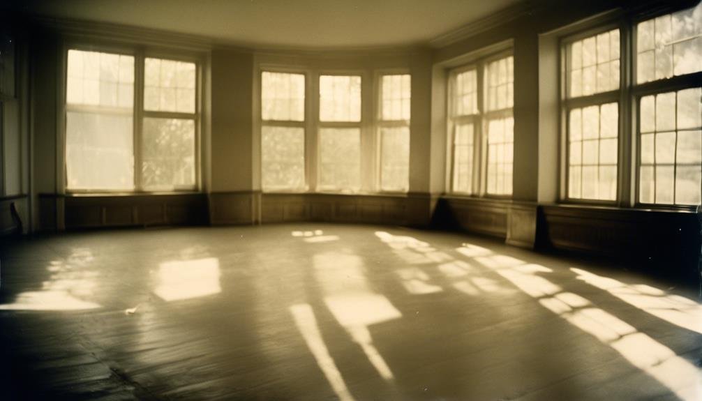 utilizing natural lighting effectively